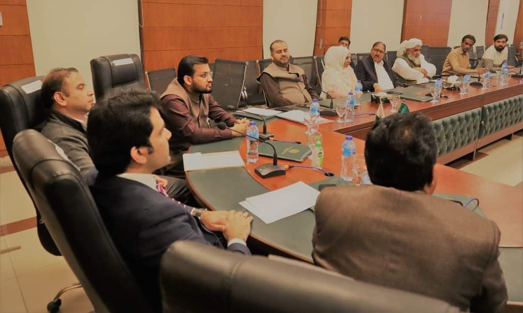 A special meeting was held at The Gujrat Chamber of Commerce & Industry with Mr. Asif Ali Farrukh, Managing Director Punjab Small Industrial Estate Corporation , Gujrat Chamber Small Industrial Estate Committee and other PSIC officials.