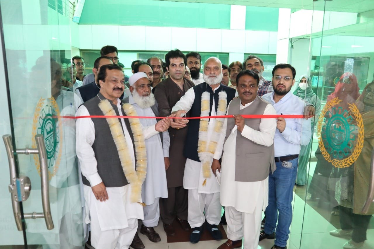Gujrat Chamber of Commerce and Industry in collaboration with Government College of Technology for Women organized the 1st Art and Craft Expo at Export Display Center Gujrat Chamber of Commerce & Industry.