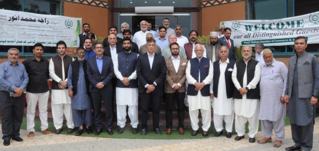 Mr. Sikander Ishfaq Razi #President Gujrat Chamber of Commerce and Industry #GtCCI attended a #meeting #session on the invitation of Mr. Khawar Shehzad #President #Jehlum Chamber of Commerce and Industry #JCCI at Tulip Hotel Jehlum.