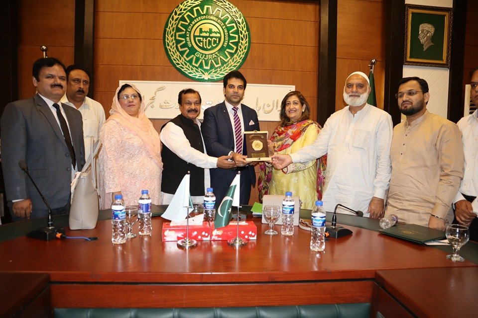 Ms. Syeda Noreen Zahra #chief_commissioner  #Inland_Revenue #Sialkot,  Ms. Farzana Gohar #Commissioner #Inland_Revenue #Gujrat, Mr. Saad Marth Special Assistant to Commissioner Gujrat and Mr. Sheikh Saleem Ilahi Additional Commissioner Inland Revenue Gujrat visited Gujrat Chamber of Commerce and Industry