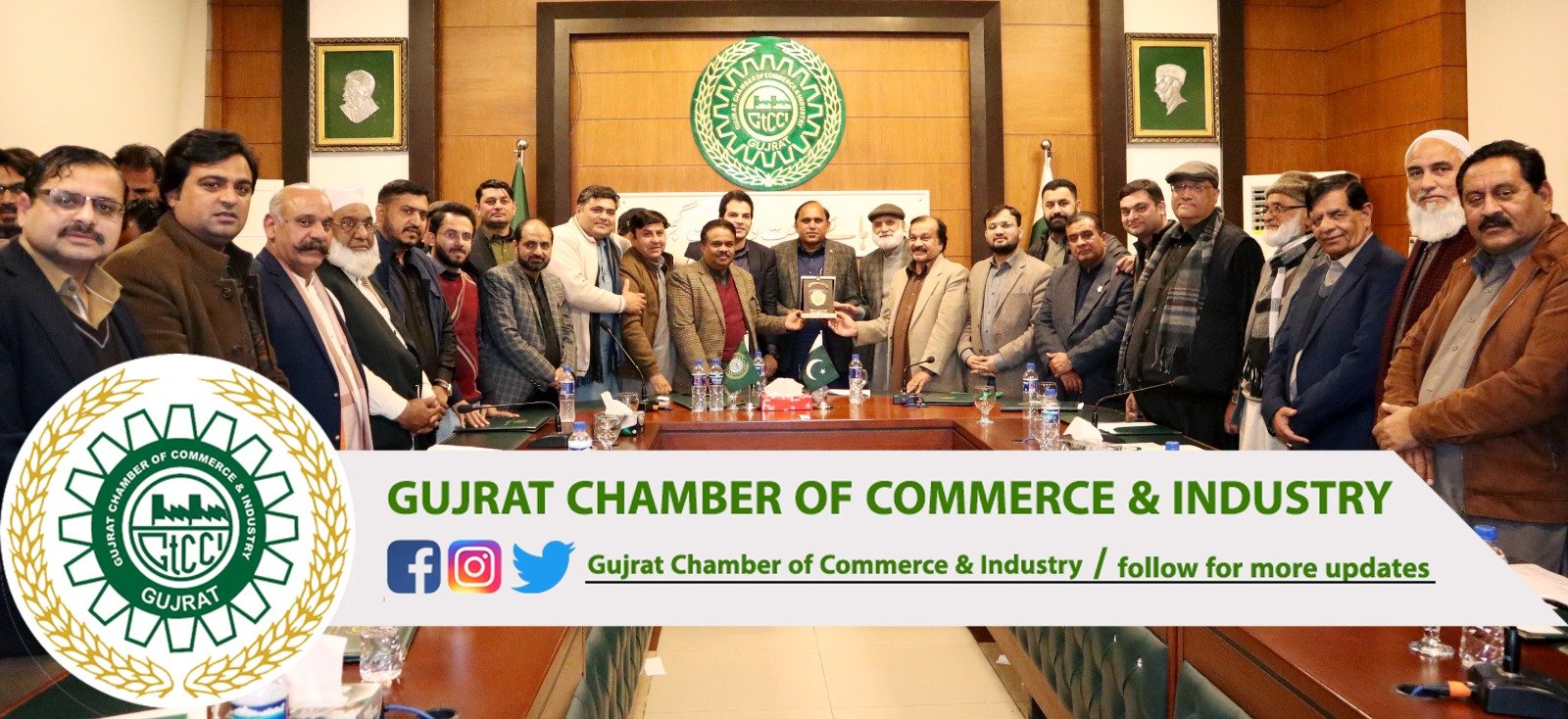 A #delegation of Newly Elected Office Bearers of Gujrat Press Club official and members of Gujrat Press Club  visited Gujrat Chamber of Commerce & Industry .