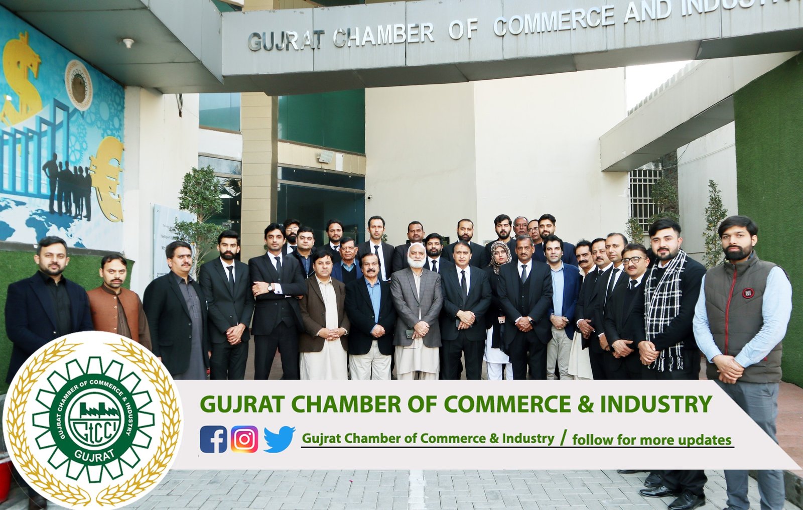 A #delegation of #District_Bar_Association #Gujrat visited #Gujrat_Chamber_of_Commerce_and_Industry under the leadership of Mr. Rukhsar Ahmed Ch. #President_District_Bar and attended a meeting session with the members of Gujrat Chamber under the Presidency of Mr. Sikander Ishfaq Razi President Gujrat Chamber.
