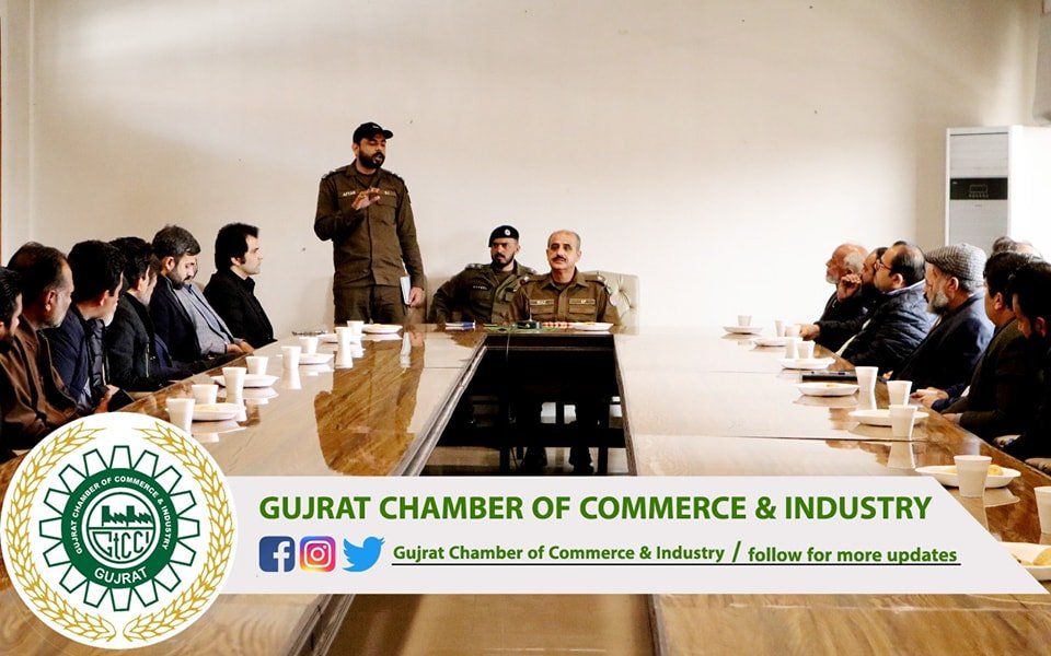 #President #Gujrat_Chamber_of_Commerce_and_Industry Mr. Sikander Ishfaq Razi and #Representatives of different #associations including Mr. Haji Zahid #Chairman #Pottery association, Mr. Hammad Aslam #Chairman #Furniture association, Mr. Ali Ansar Ghumman #Former_President and others  attended a meeting session at #DPO office #Gujrat on the call of Mr. Syed Asad Muzaffar DPO Gujrat.
