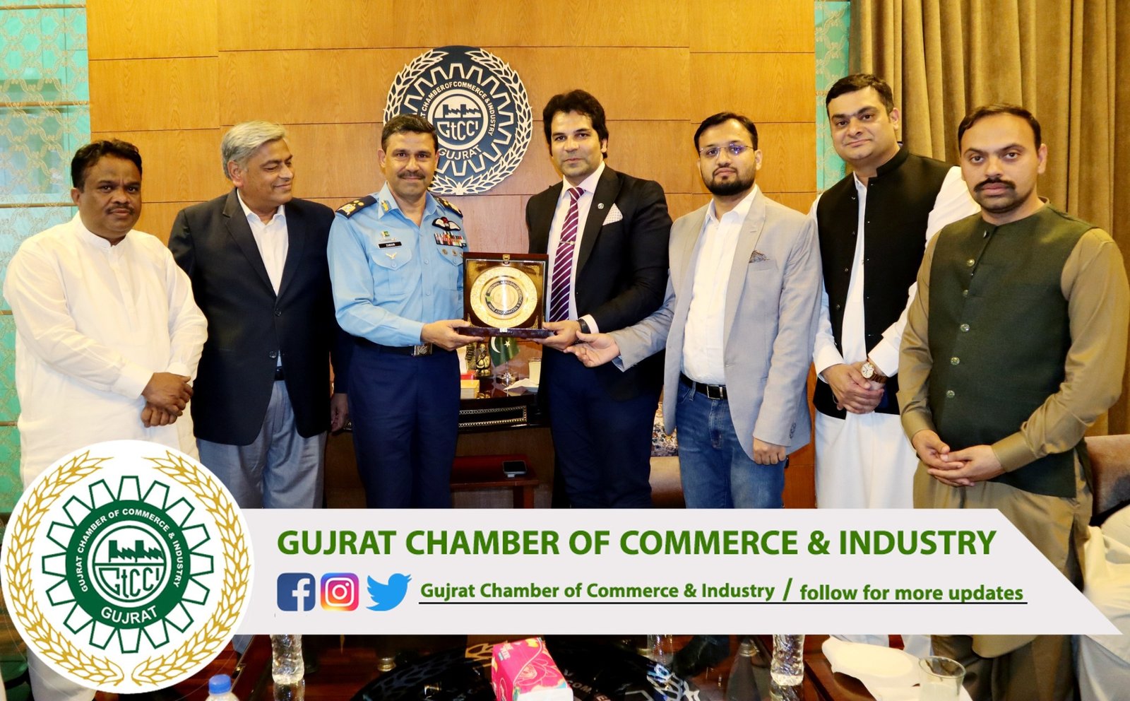 Air Vice Marshall Mr. Zubair Hassan Director General Ops #National_Aerospace_Science _&_Technology_Park (#NASTP) and Air_University_Kharian along with  Mr. Amir Rasheed #Air_Vice_Marshal #Chief_Project_Director (NASTP) #Pakistan #Airforce Complex Kharian visited Gujrat Chamber of Commerce & Industry and had a meeting with Mr. Sikander Ishfaq Razi #President #GtCCI.