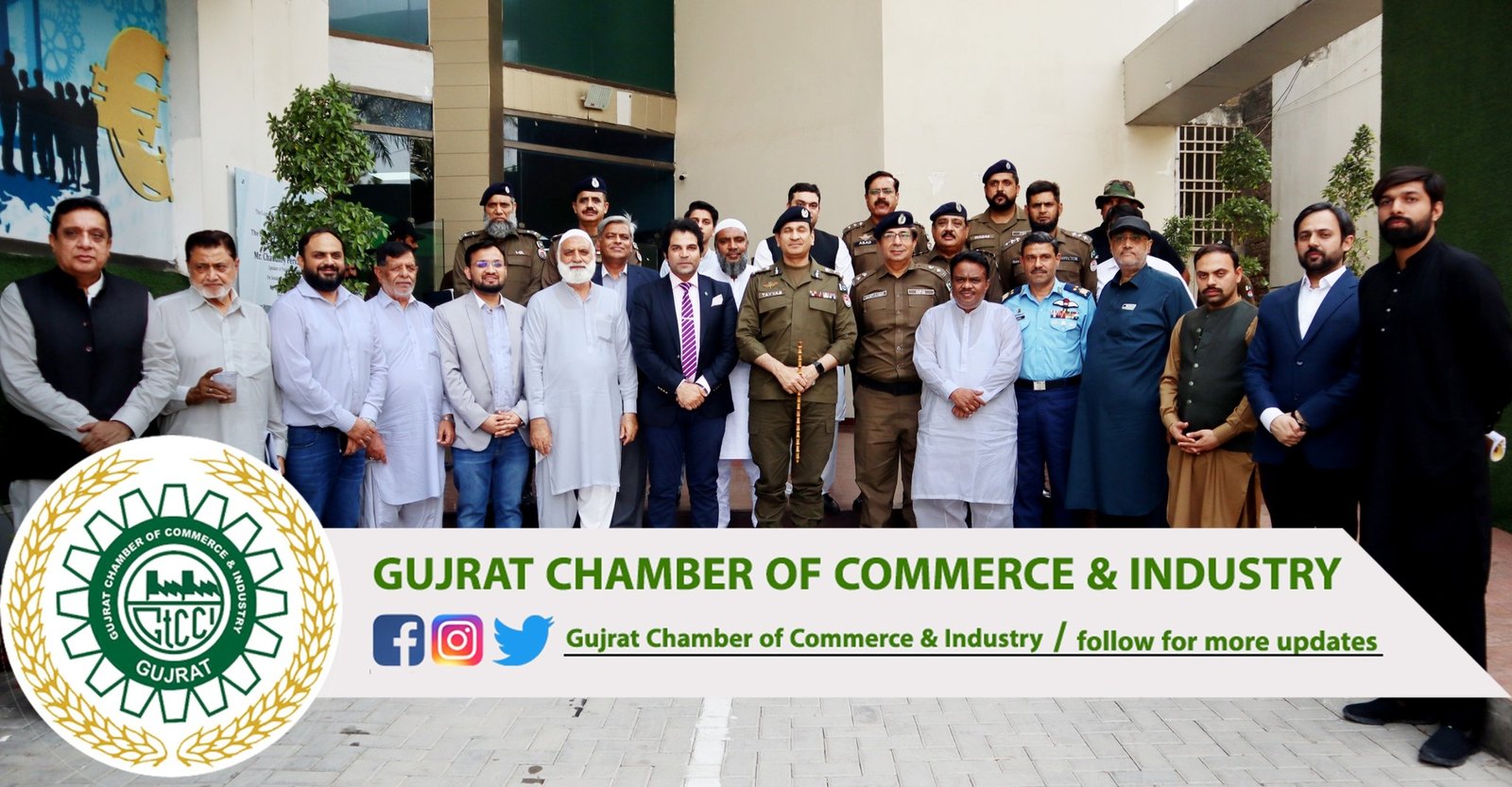 Mr. Tayyab Hafeez Cheema, Regional Police Officer RPO Gujranwala , along with Mr. Mustansir Atta Bajwa, District Police Officer #DPO Gujrat, and other officials, visited the Gujrat Chamber of Commerce & Industry #GtCCI.